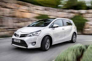 Toyota Verso, con nuevo aspecto exterior en la gama 2013