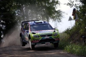 WRC: Latvala líder en Finlandia tras la primera etapa