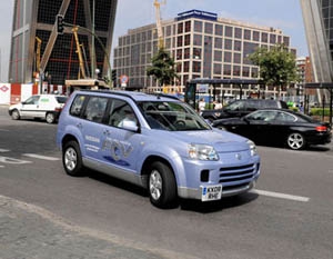 Ya circula por Madrid el Nissan X-Trail FCV con pila de combustible